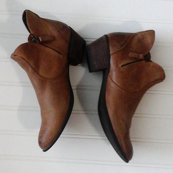 Ariat Brown Ankle Boots - Picture 1 of 8